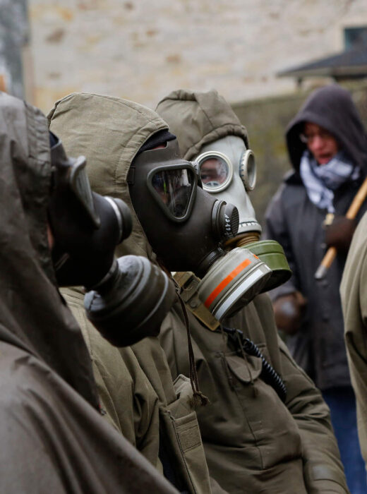 Protestaktion, um auf fehlenden Katastrophenschutz nach AKW GAU aufmerksam zu machen